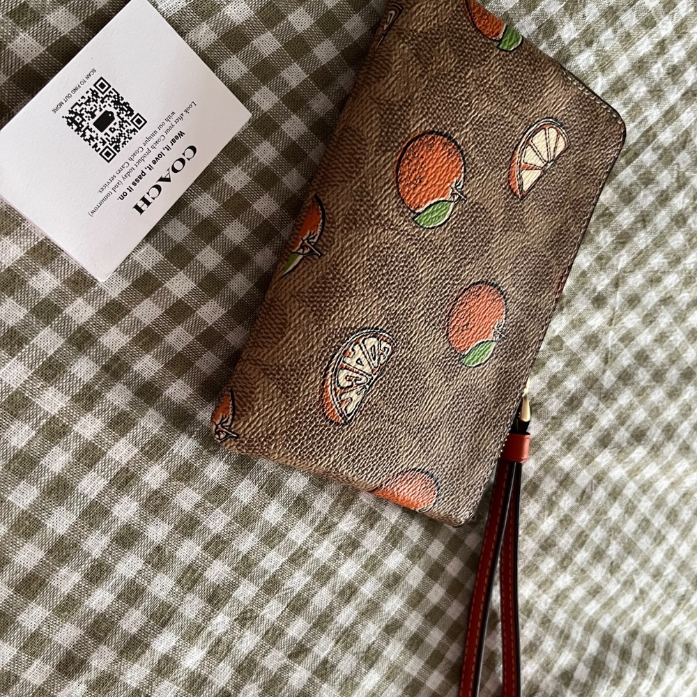 Coach Wristlet - Picture 3 of 3